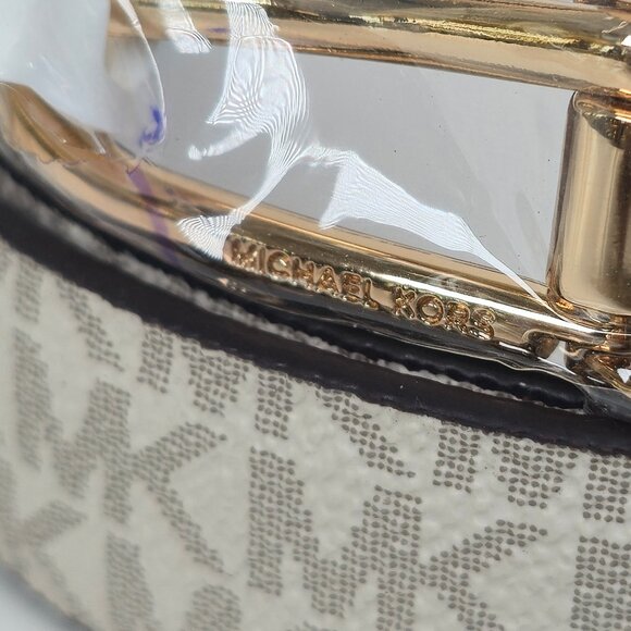 Michael Kors Women's Reversible Belt - Picture 5 of 5